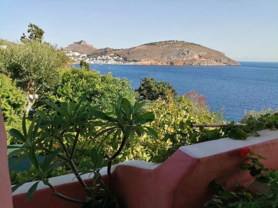 Casa Dei Melograni At Vourlidia Leros Villa Vromolithos Exterior photo