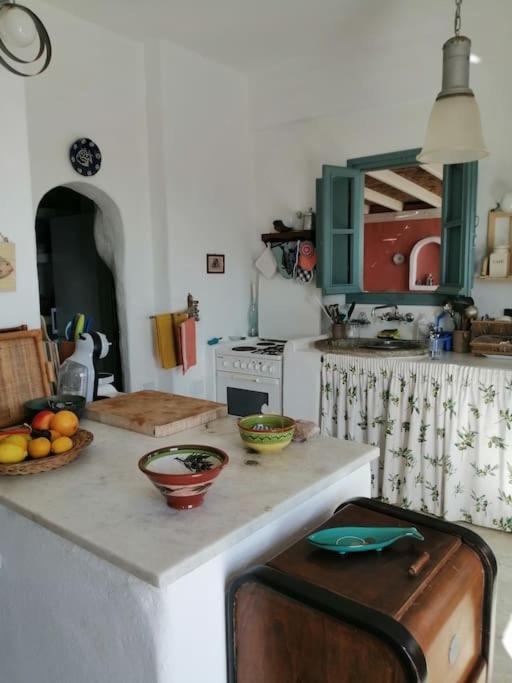 Casa Dei Melograni At Vourlidia Leros Villa Vromolithos Exterior photo
