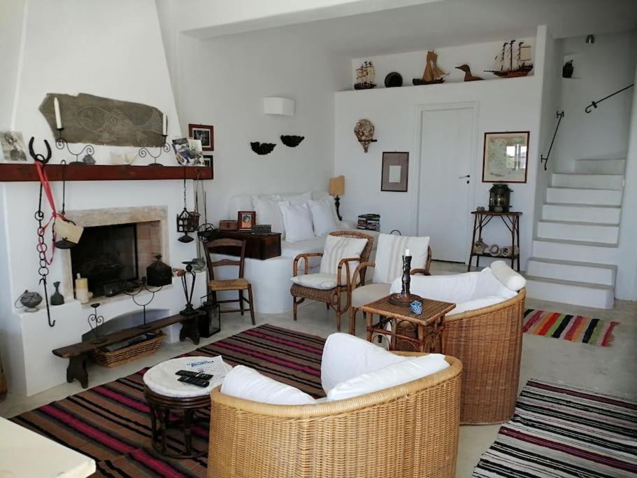Casa Dei Melograni At Vourlidia Leros Villa Vromolithos Exterior photo